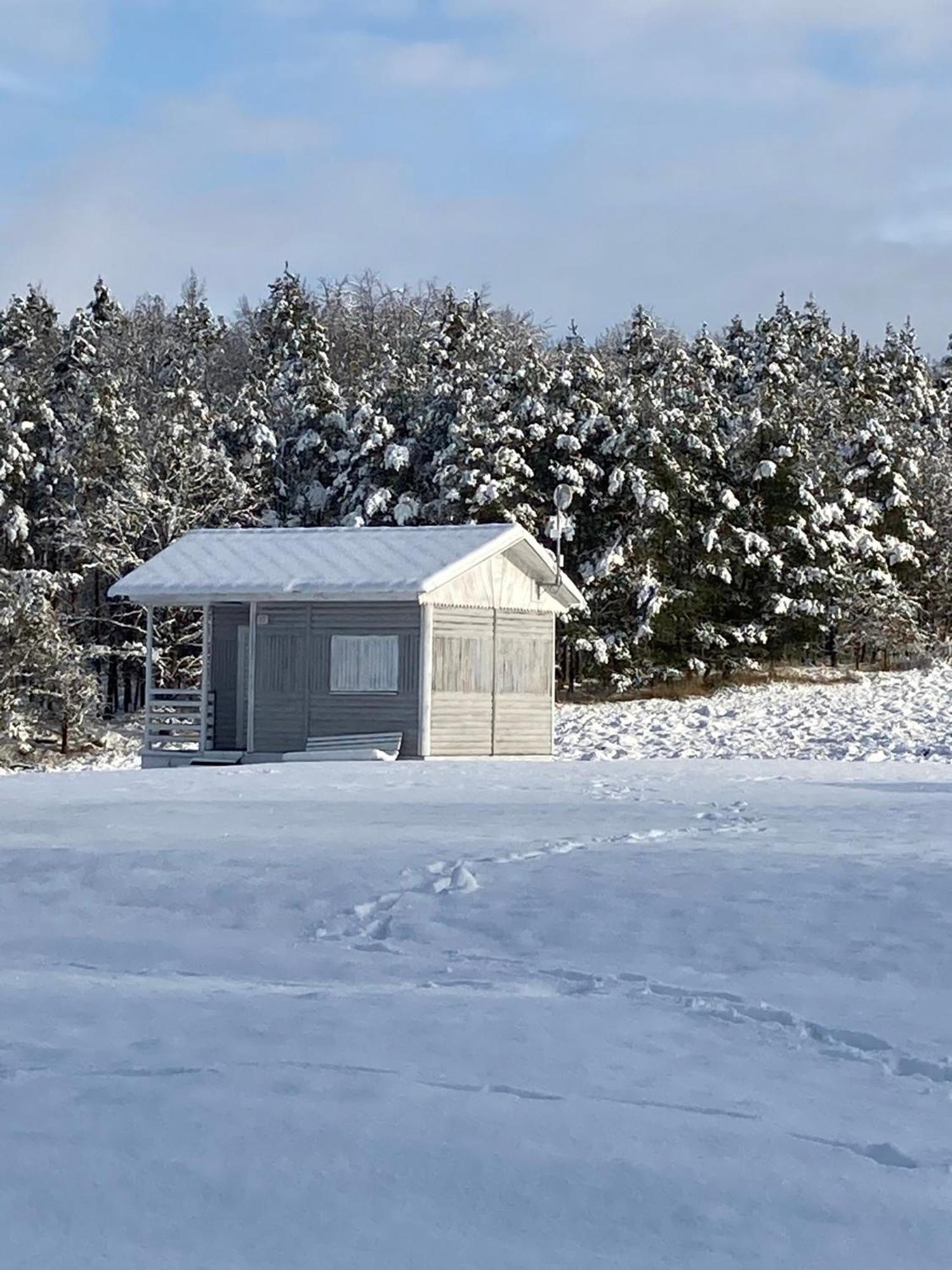 فندق Maly Oslov Glamping المظهر الخارجي الصورة